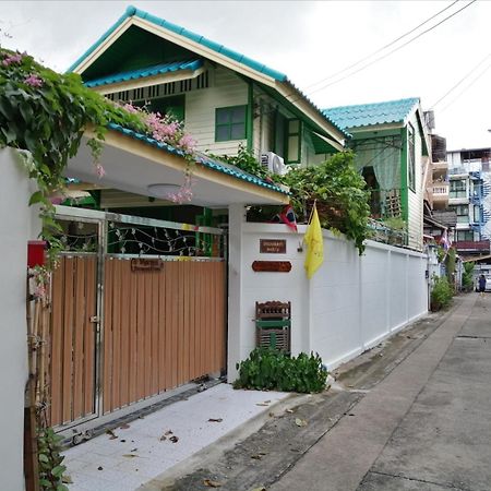 Bed and Breakfast Baan Tepa Boutique House Bangkok Zewnętrze zdjęcie